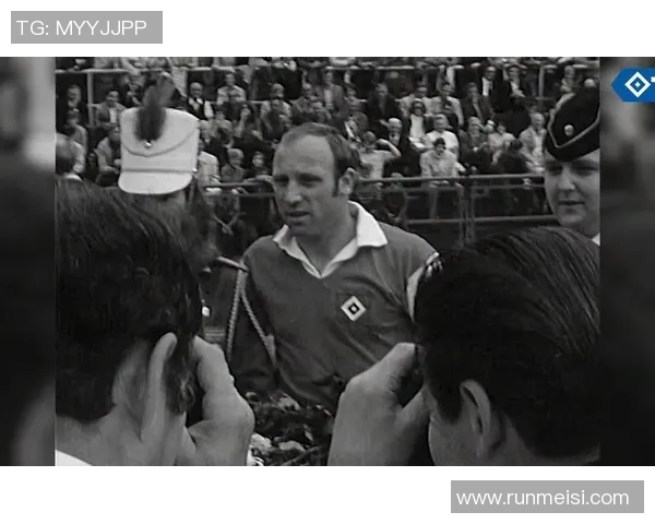 老年足球球星传奇回顾：他们如何在岁月流逝中依旧闪耀绿茵场