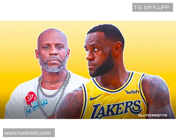 足球球星因失误无奈挠头反应引发网友热议瞬间成热搜话题