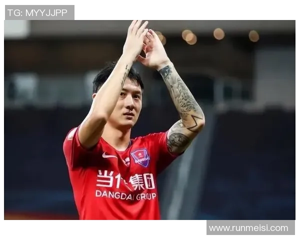 长得异常白皙又神秘的足球明星揭秘 他为何在赛场上如此引人注目